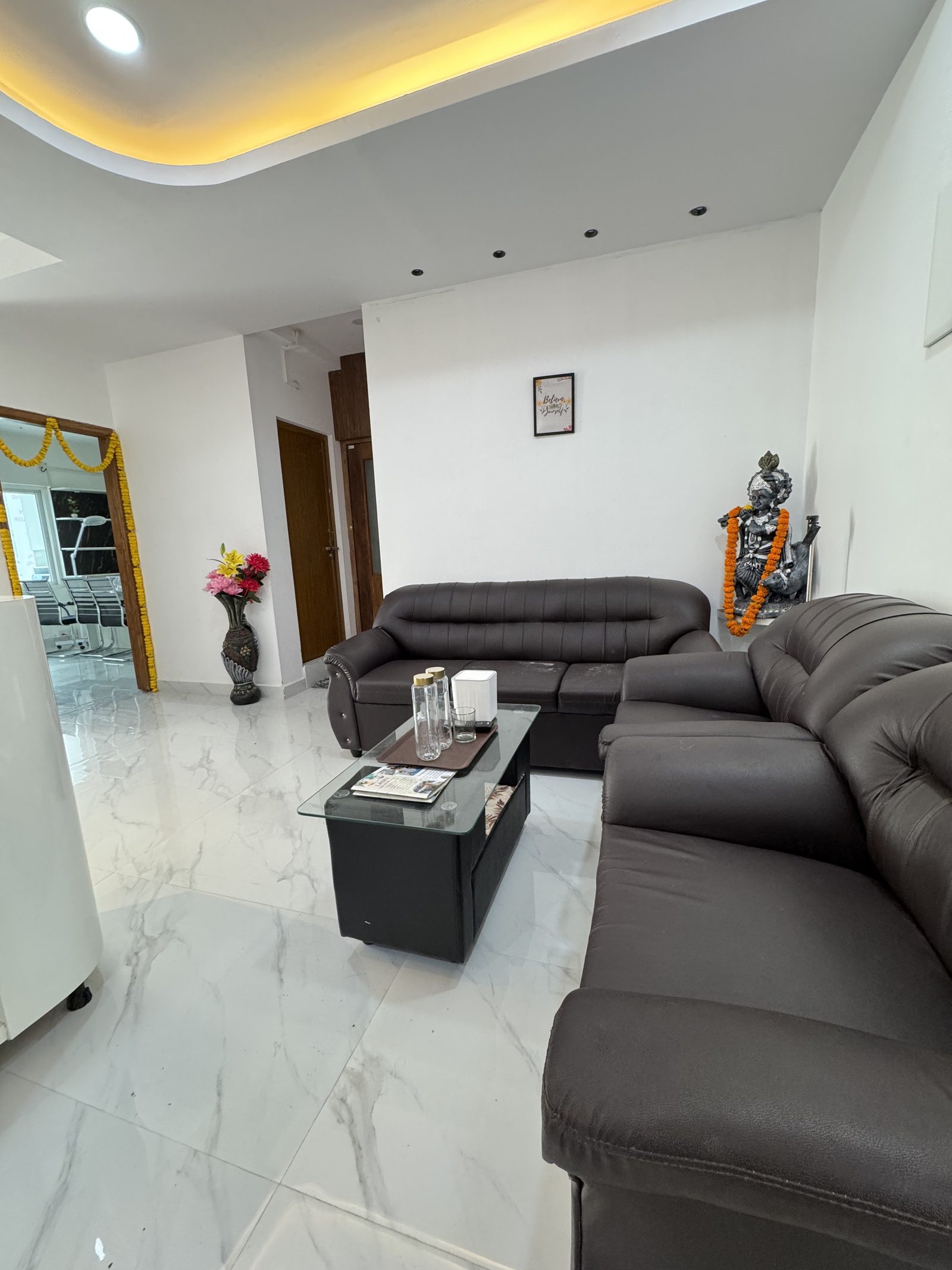 Client waiting lounge